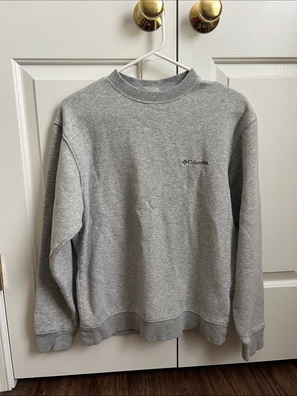 Columbia Heather Gray Crewneck Sweatshirt